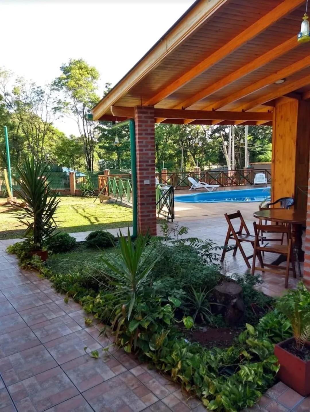 Cabanas Paseo Del Yacaratia Пуэрто-Игуасу Экстерьер фото